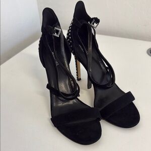 MICHAEL Michael Kors Black Heels Elegant Design